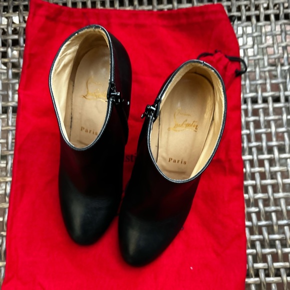 Christian Louboutin Belle Leather Red-Sole Ankle Boots Black Leather - Picture 14 of 14
